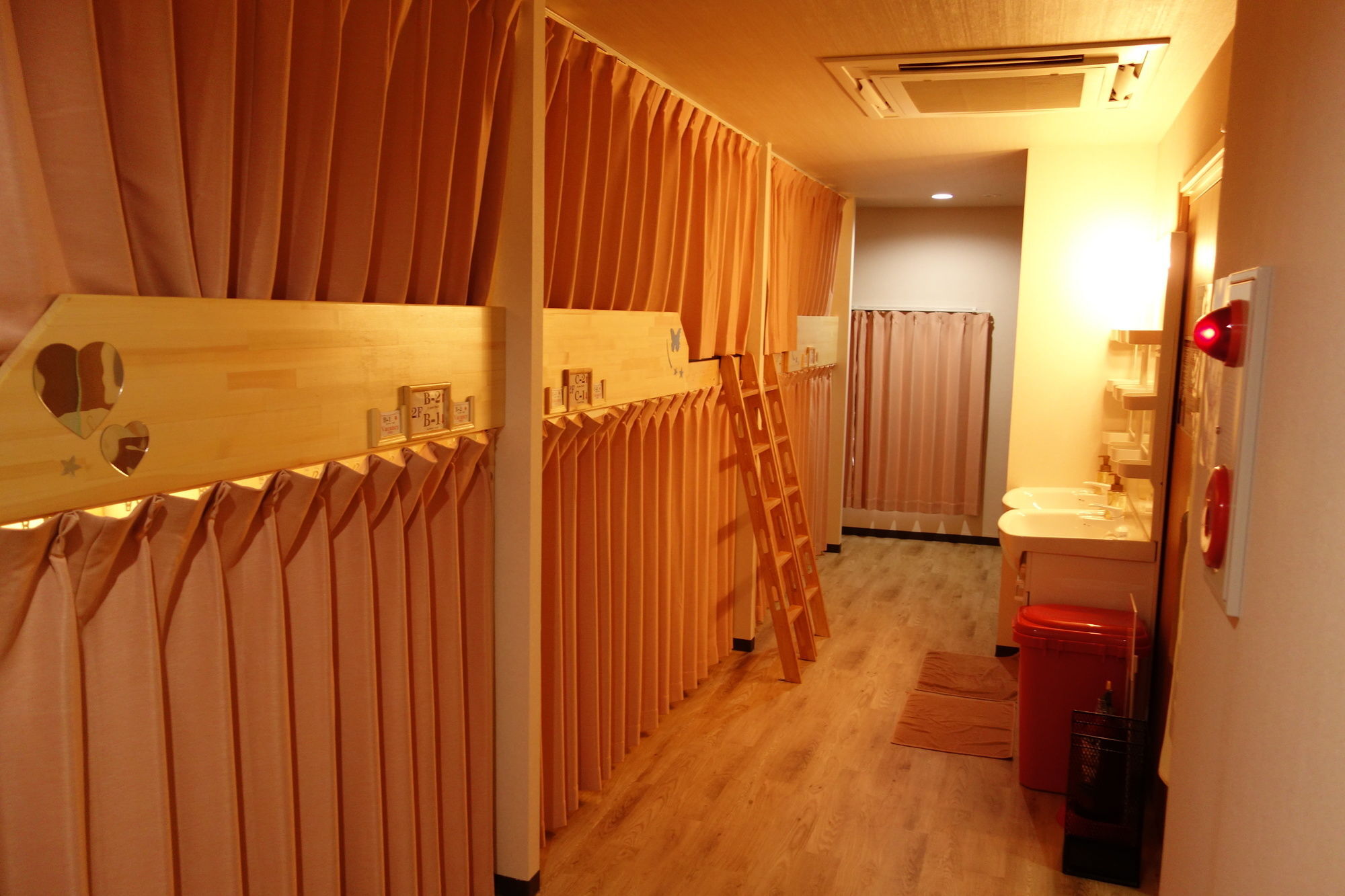 Hotel Kens House Osaka Exterior foto